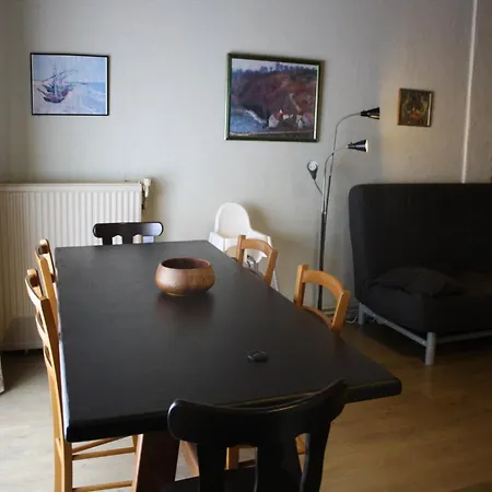 Simple For The Budget Traveller , Cleaning Included Holiday home